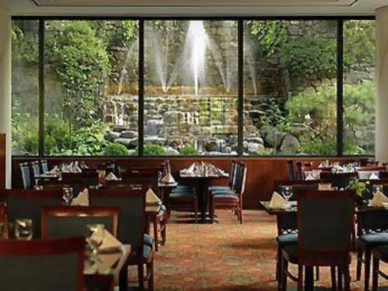 Novotel Ambassador Doksan Seoul 4*,