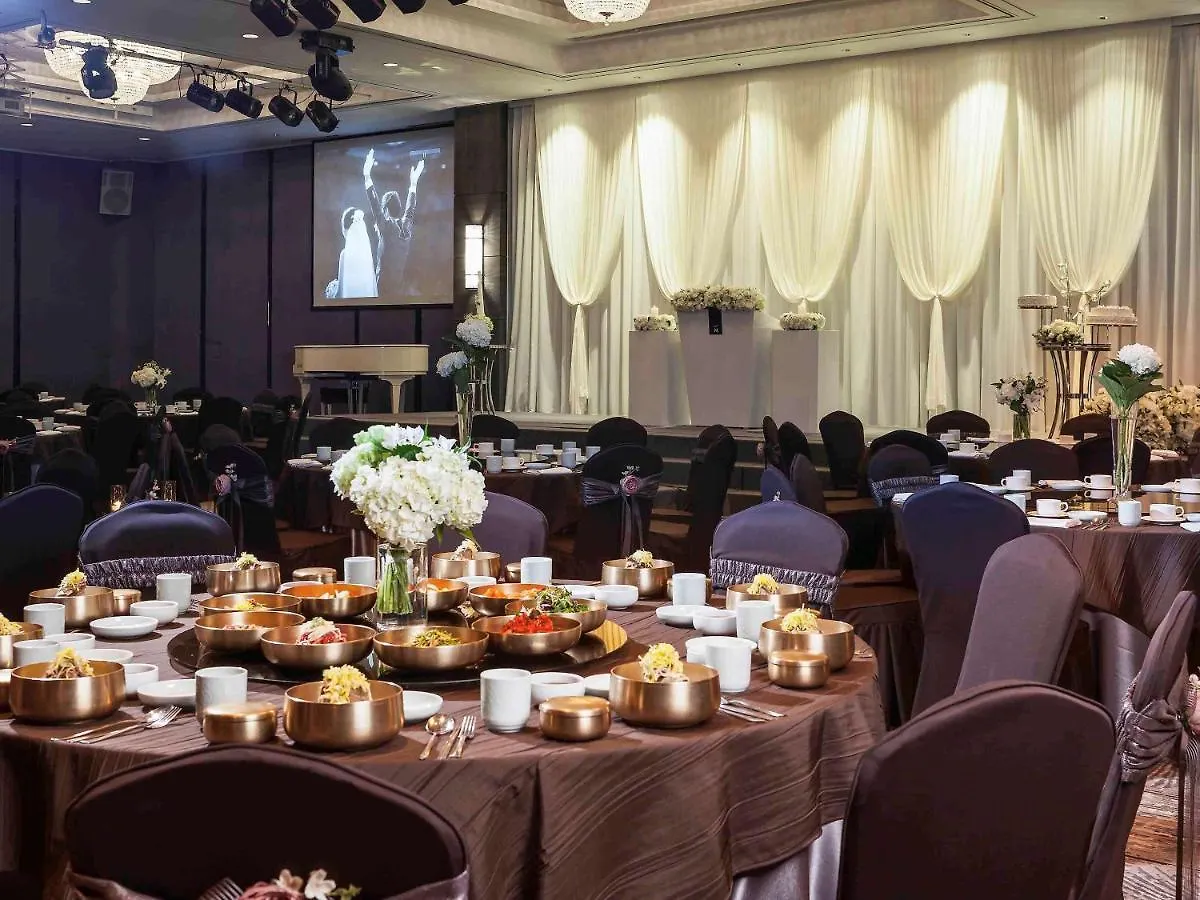 Novotel Ambassador Doksan Seoul Hotel