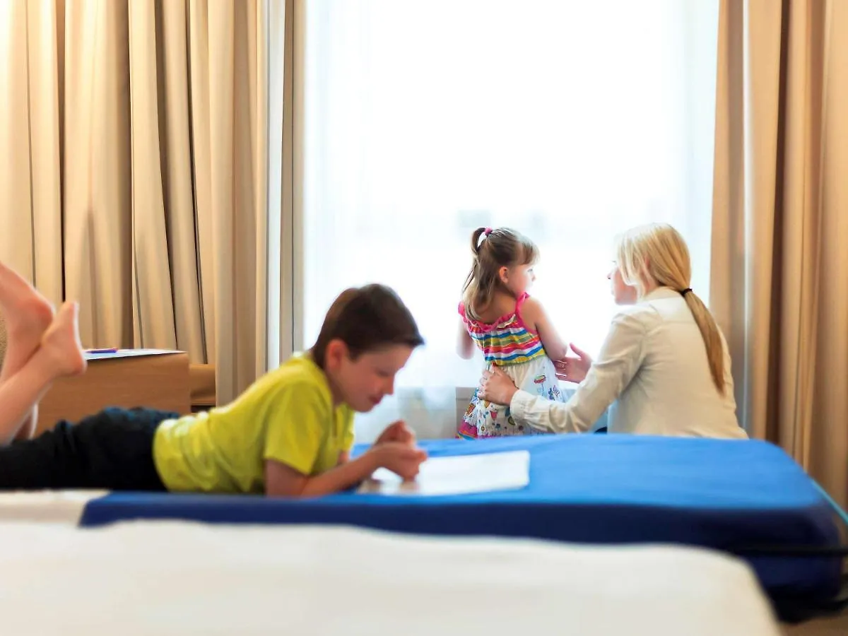 Novotel Ambassador Doksan Seoul 4*,